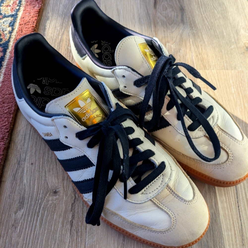 Adidas Women's Samba OG in White Sand Strata